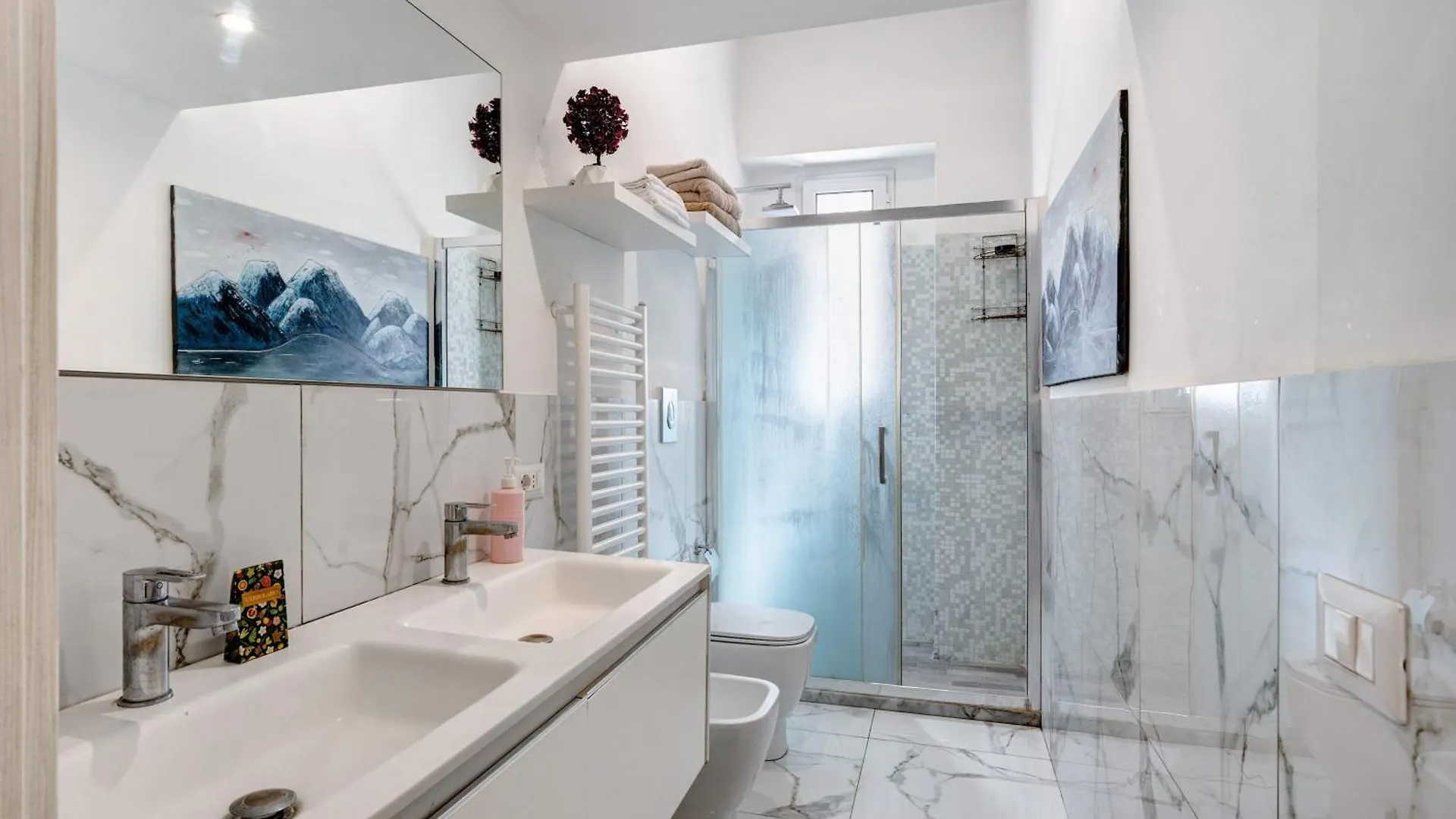 Apartmán Whiteandblacknapoli
